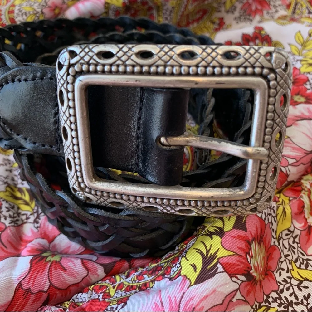 VINTAGE BLACK LEATHER BRAIDED BELT WITH SILVER RECTANGULAR BUCKLE SIZE LARGE